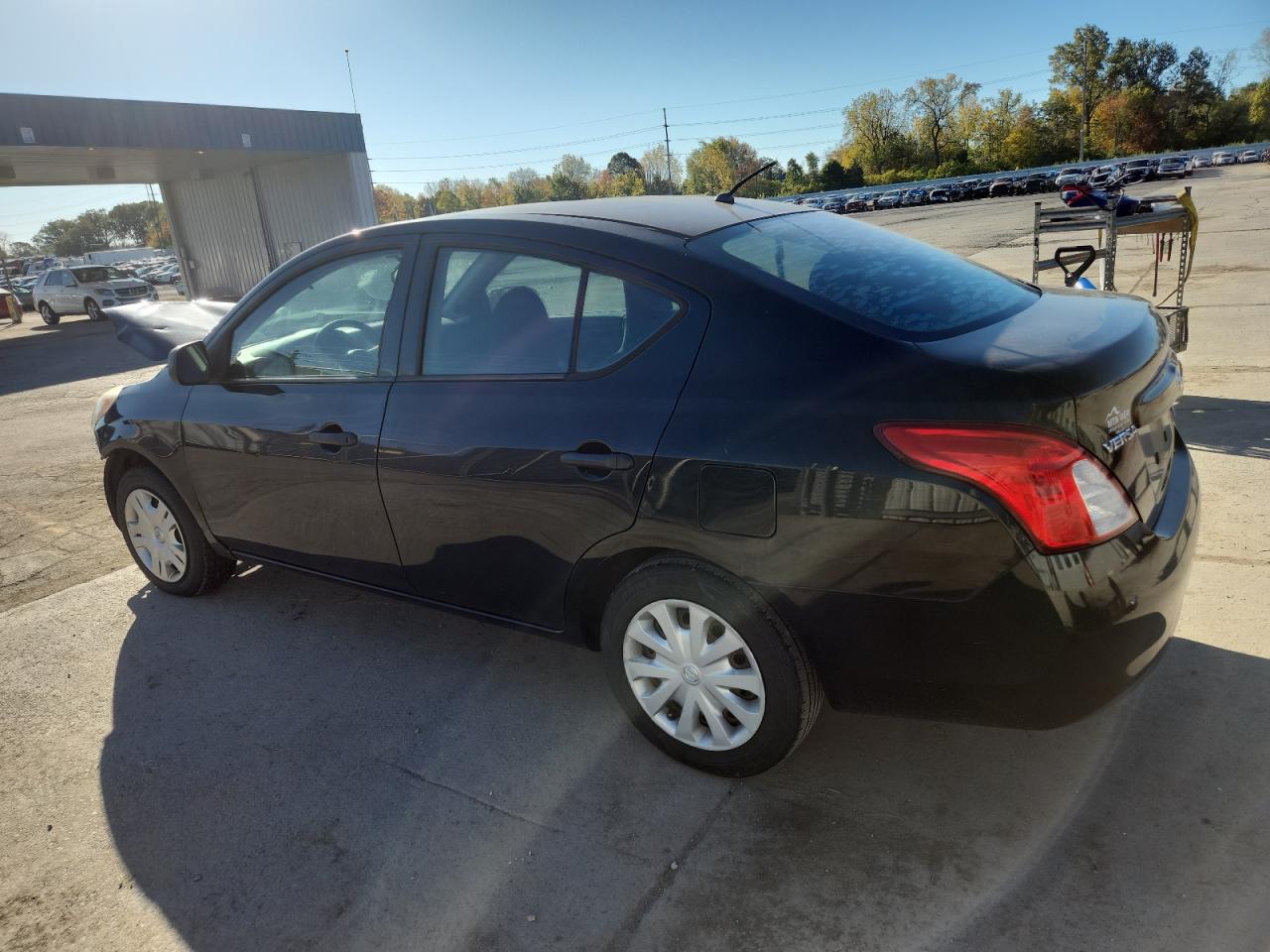 NISSAN VERSA S