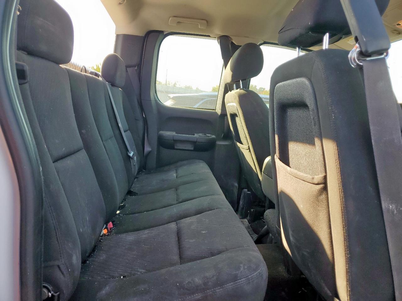 CHEVROLET SILVERADO C1500 LS