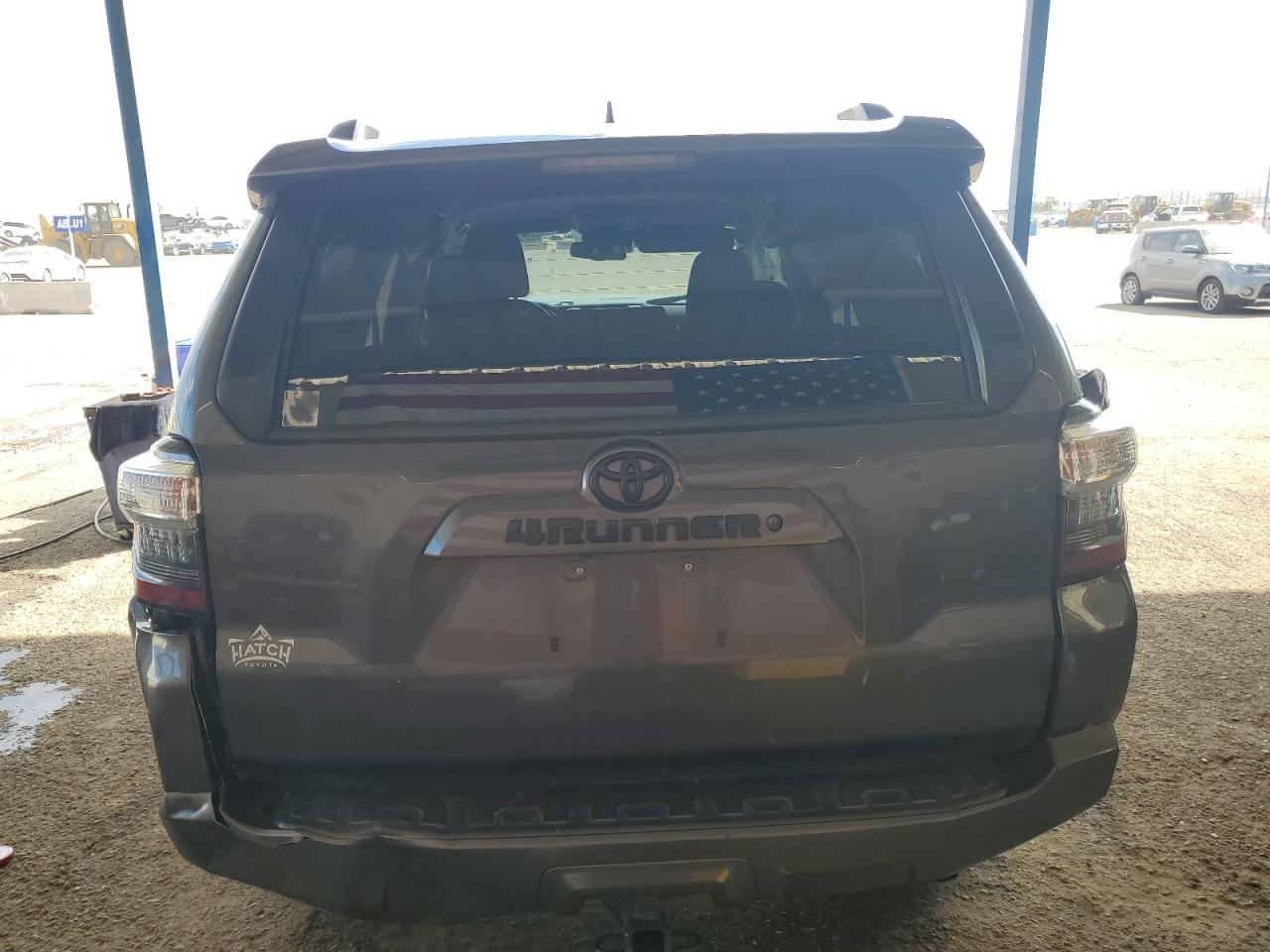 TOYOTA 4RUNNER SR5