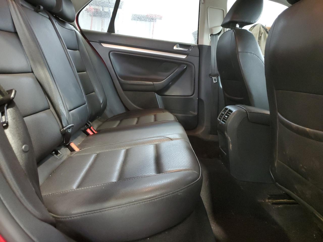 VOLKSWAGEN JETTA LIMITED