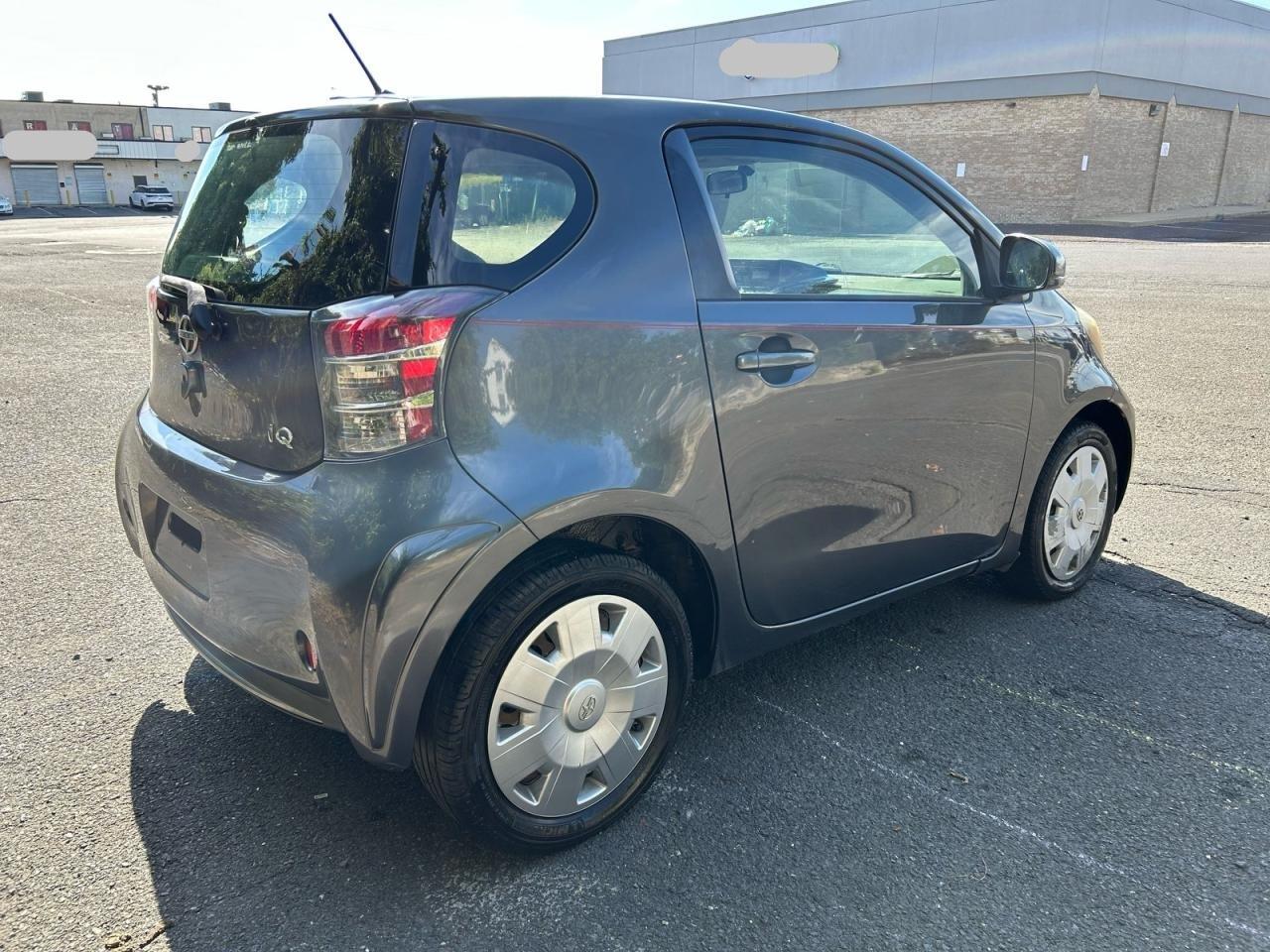 TOYOTA SCION IQ