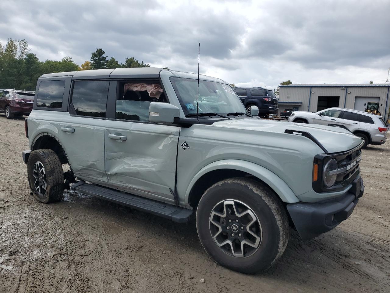 FORD BRONCO OUTER BANKS