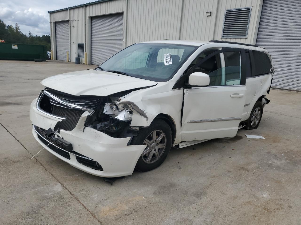 CHRYSLER TOWN & COUNTRY TOURING