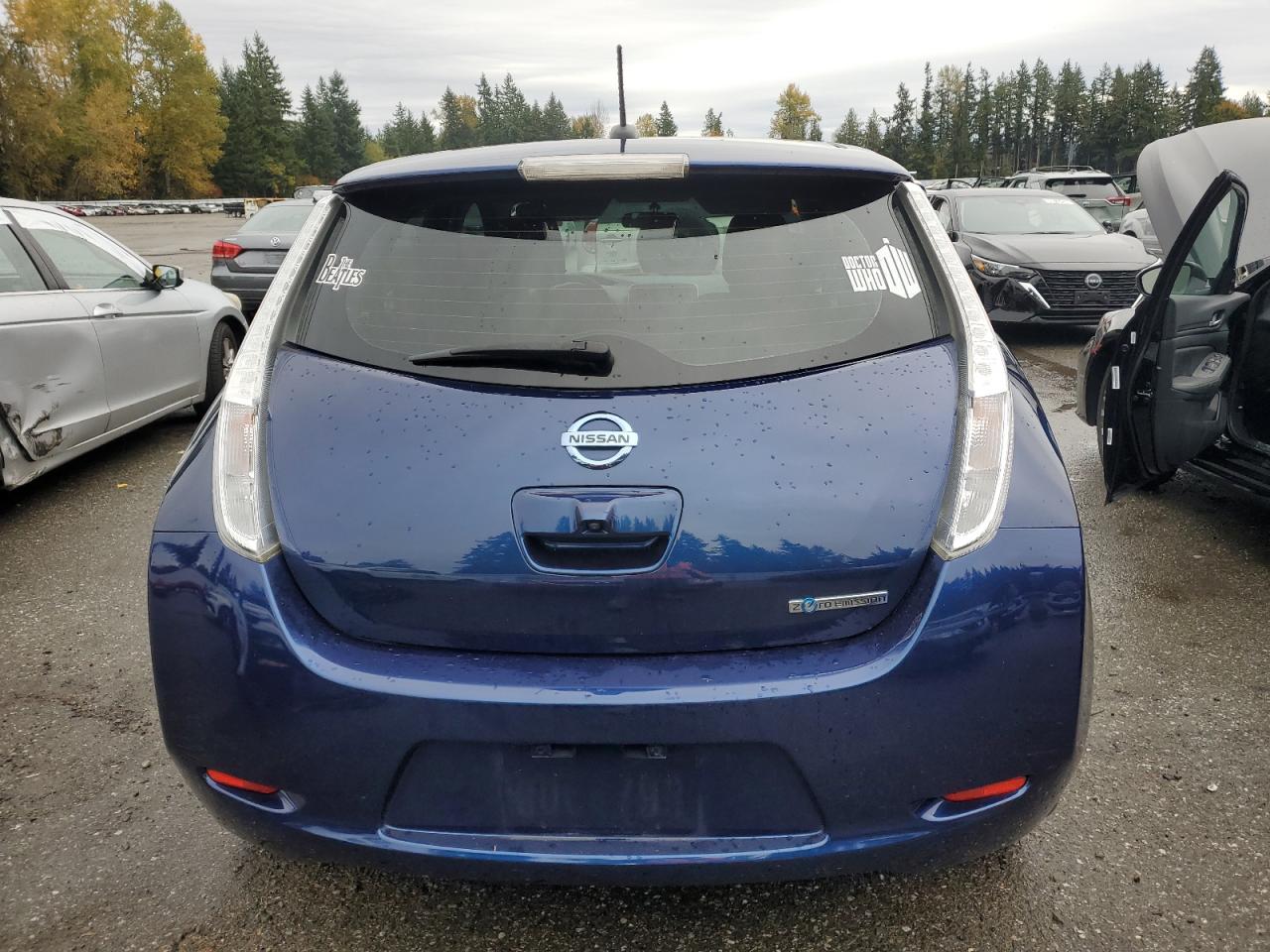 NISSAN LEAF SV