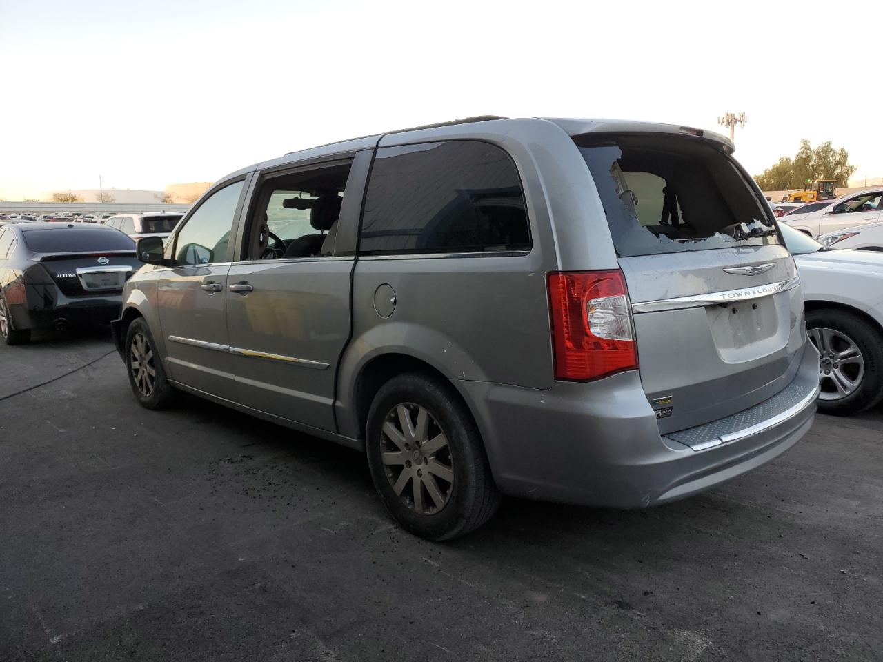 CHRYSLER TOWN & COUNTRY TOURING