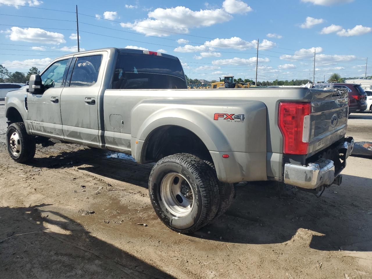 FORD F-350 SUPER DUTY