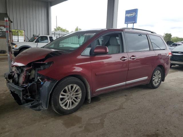 Global Auto Auctions: 2013 TOYOTA SIENNA XLE