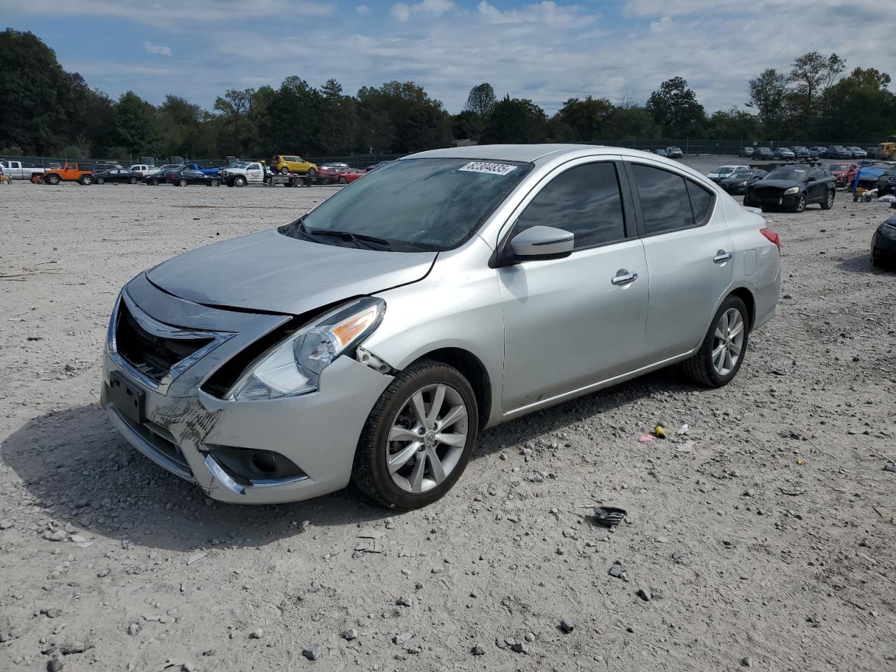 NISSAN VERSA S