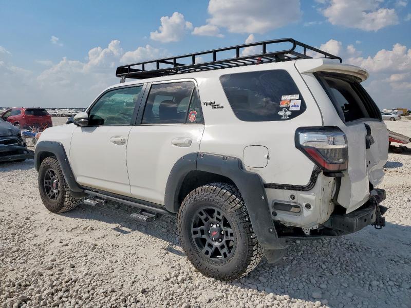 2018 TOYOTA 4RUNNER SR JTEBU5JR9J5530412