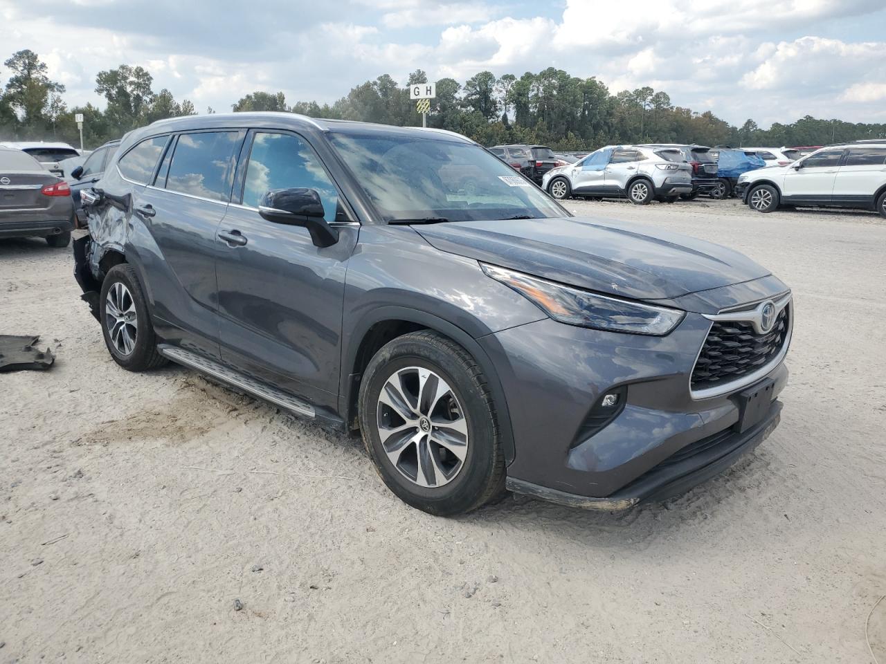 TOYOTA HIGHLANDER HYBRID XLE