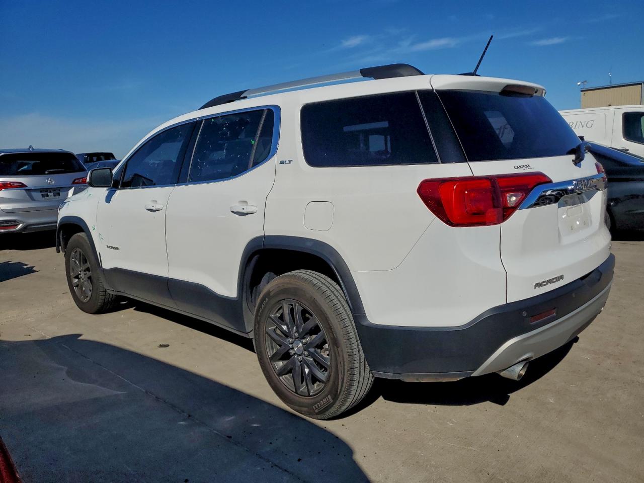 GMC ACADIA SLT-1