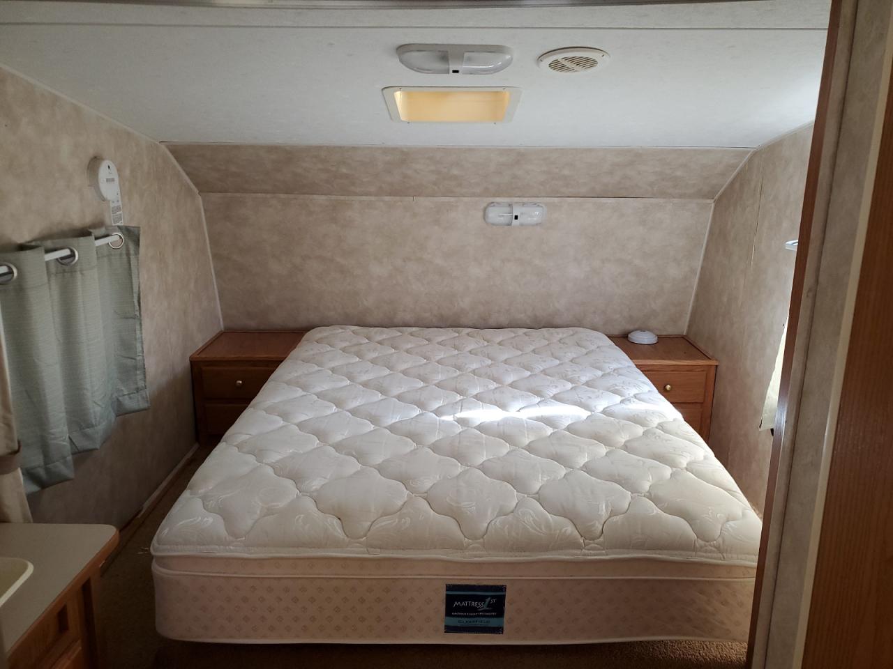 Lot #3282627067 2005 SPRI NGDALE SG280SWKO