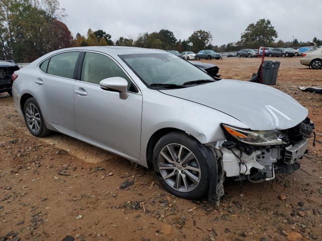 2016 LEXUS ES 300H #3302659019