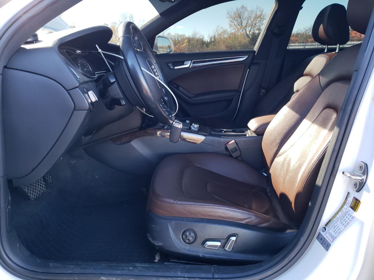 AUDI A4 PREMIUM PLUS