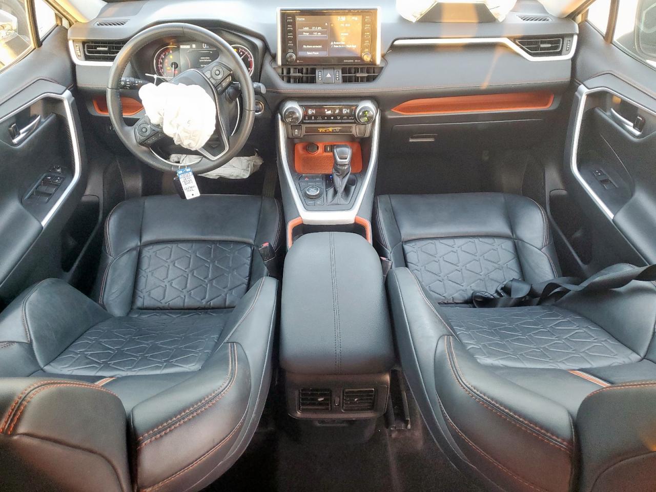 TOYOTA RAV4 ADVENTURE