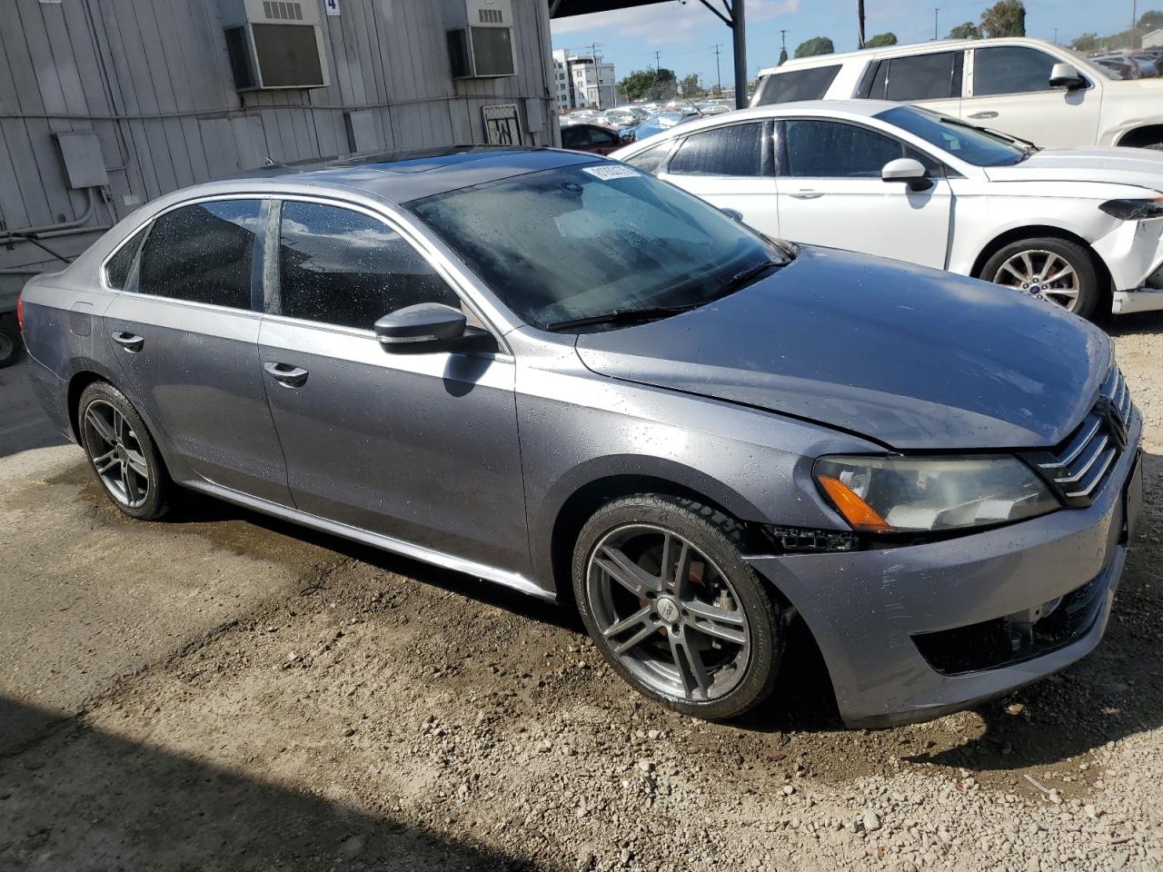 VOLKSWAGEN PASSAT SE