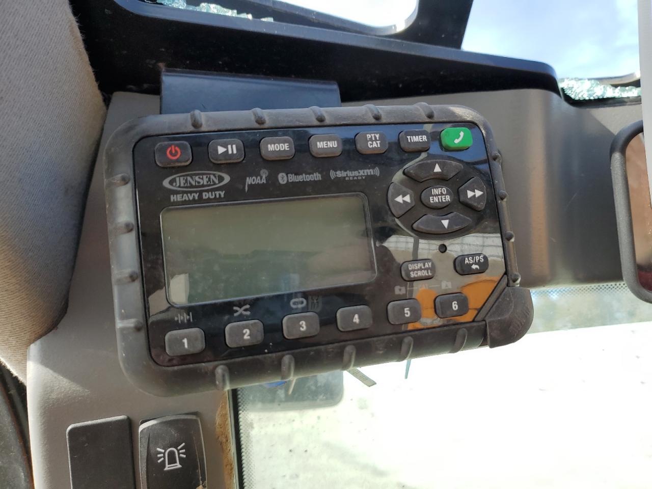 Lot #3310787951 2023 JCB 300