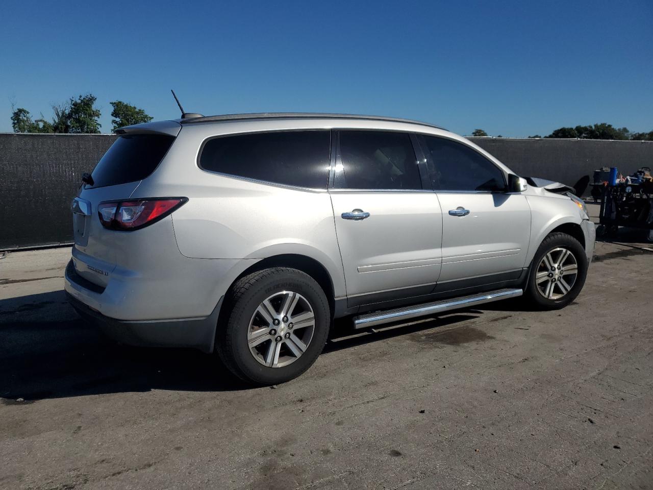 CHEVROLET TRAVERSE LT