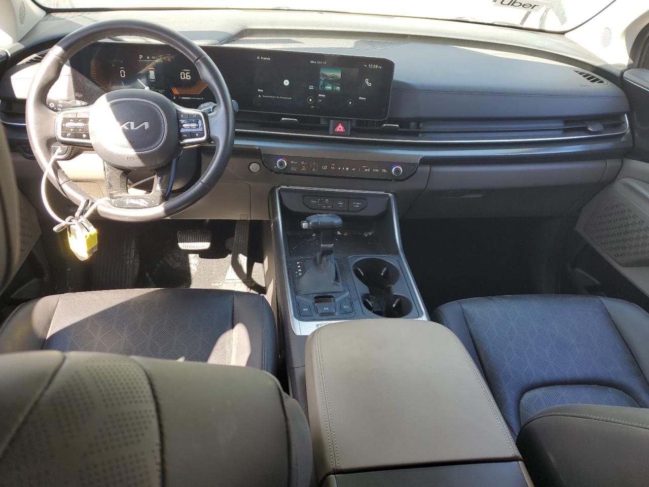 KIA CARNIVAL LX