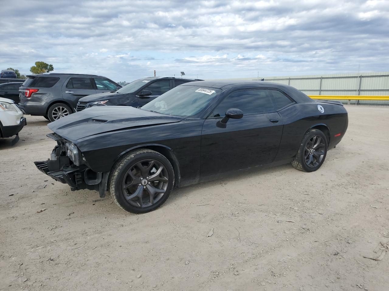 Lot #3290233207 2019 DODGE CHALLENGER SXT