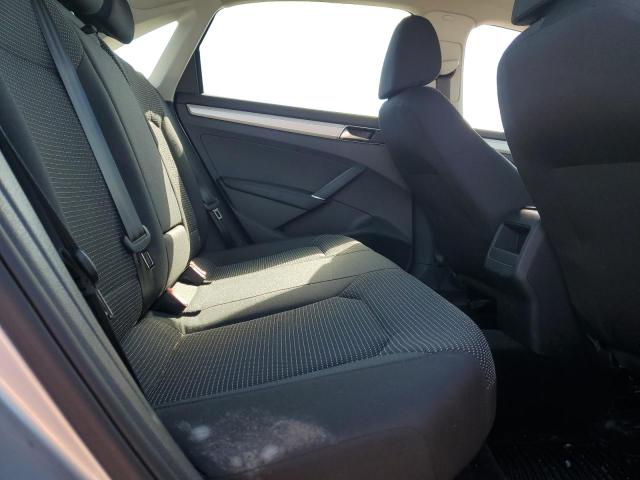 2018 VOLKSWAGEN PASSAT S 1VWAA7A39JC015659