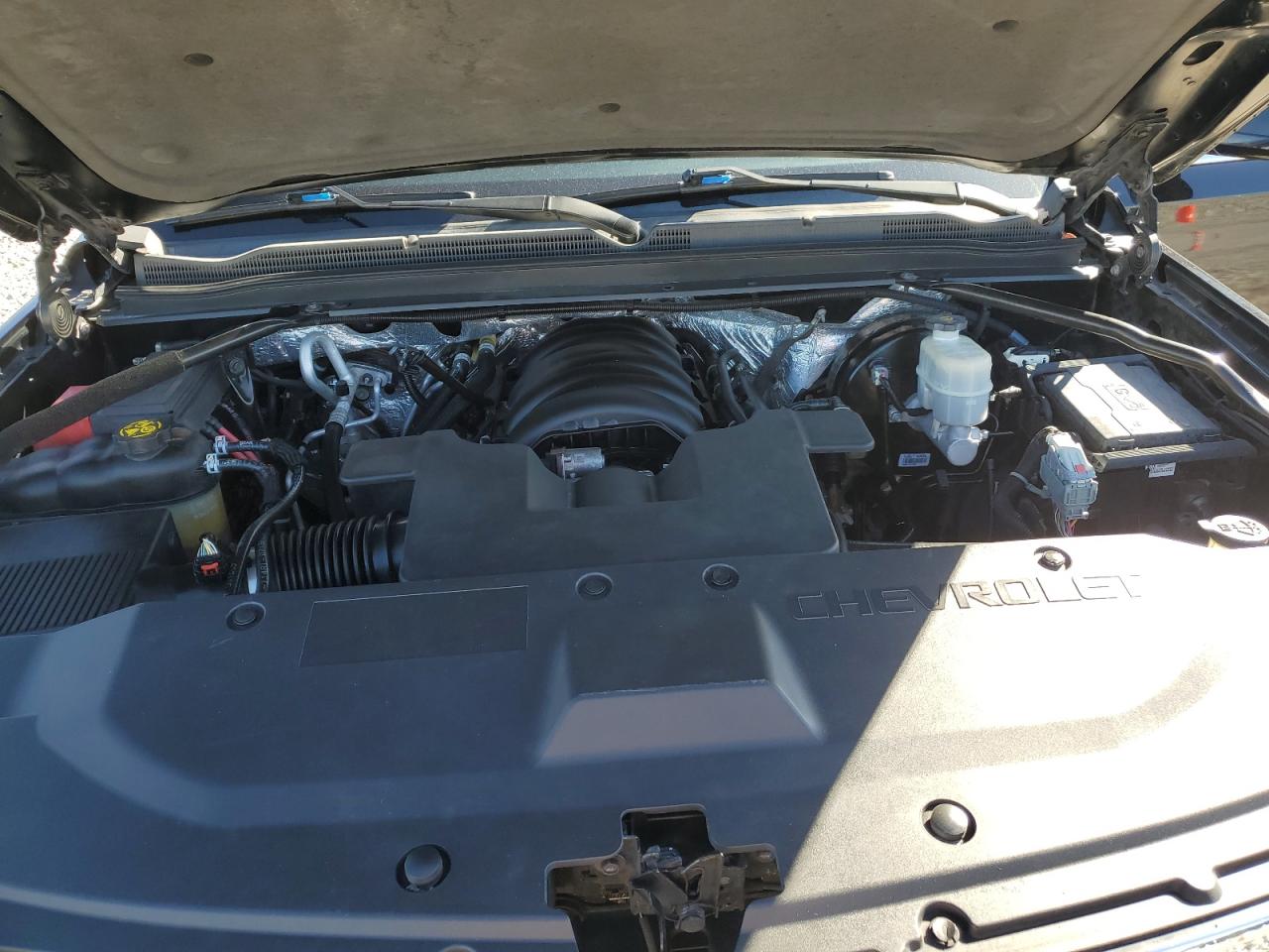 CHEVROLET TAHOE K1500 LS