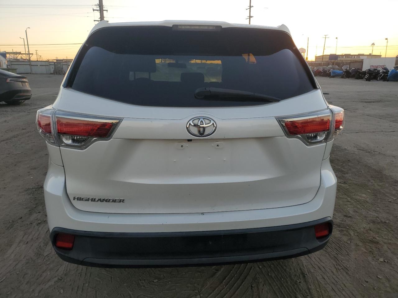 TOYOTA HIGHLANDER LE