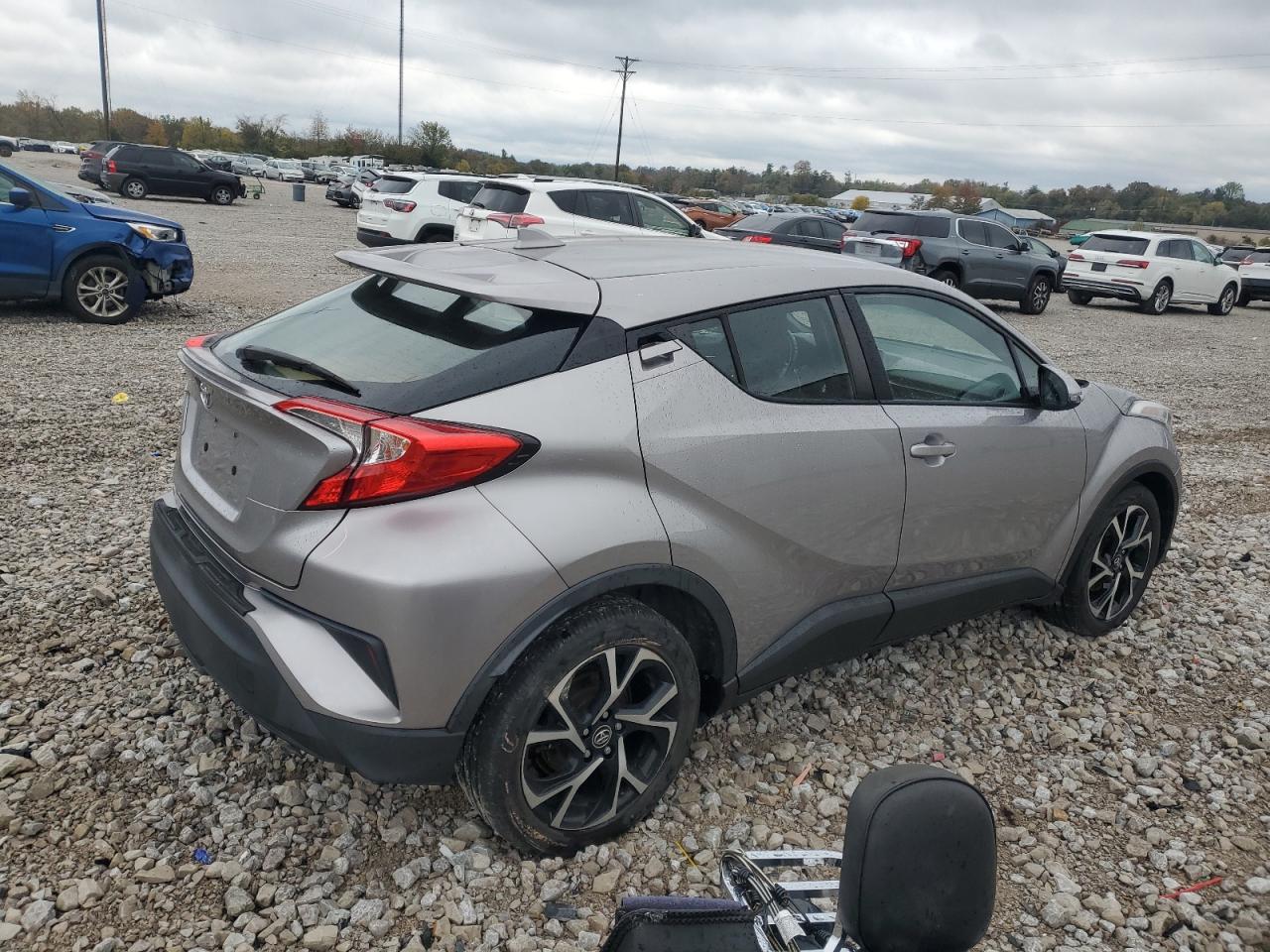 TOYOTA C-HR XLE