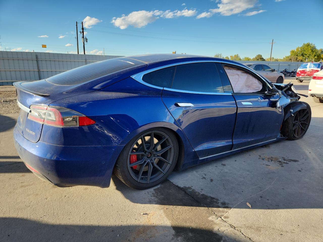 TESLA MODEL S