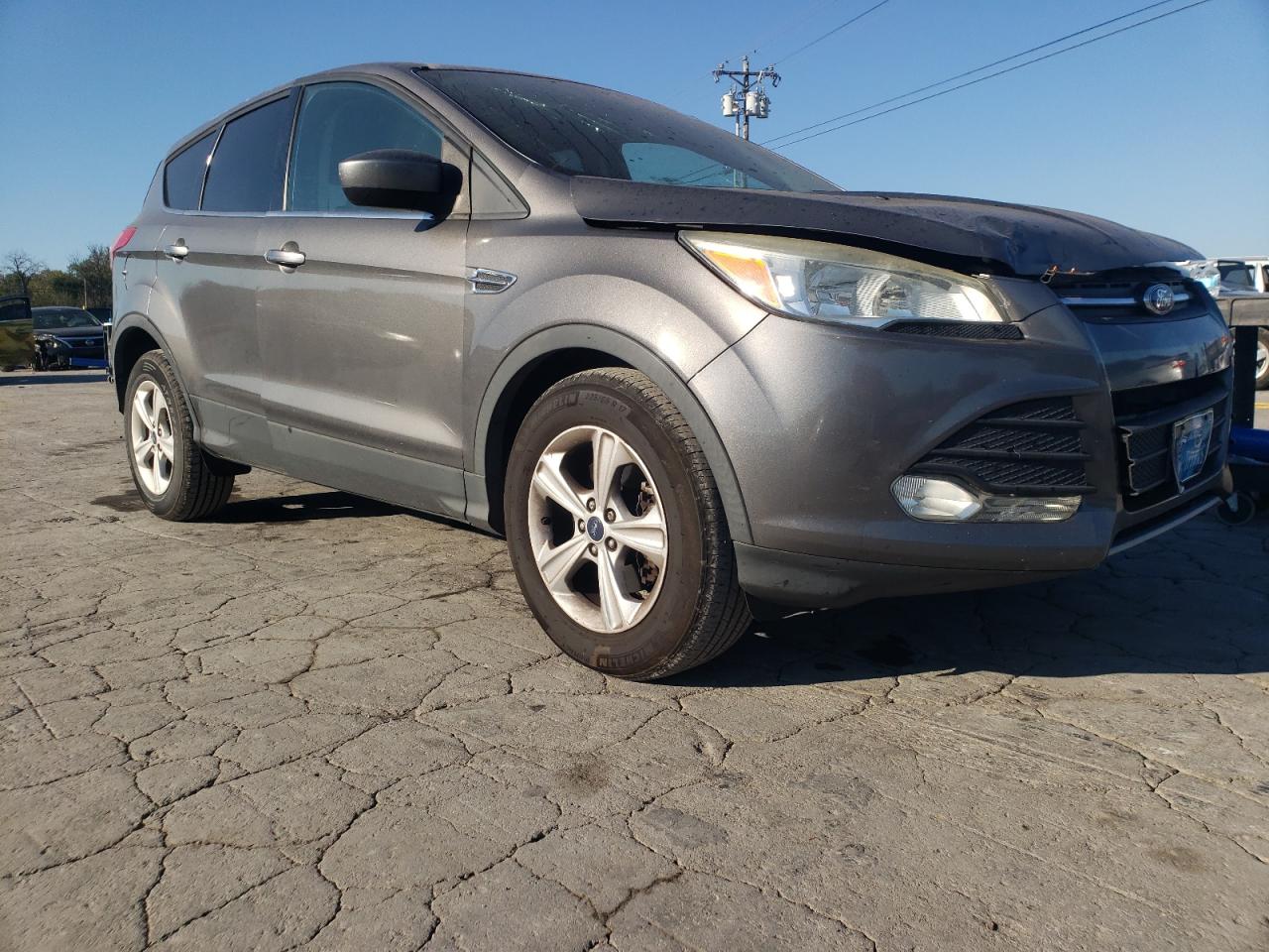 FORD ESCAPE SE