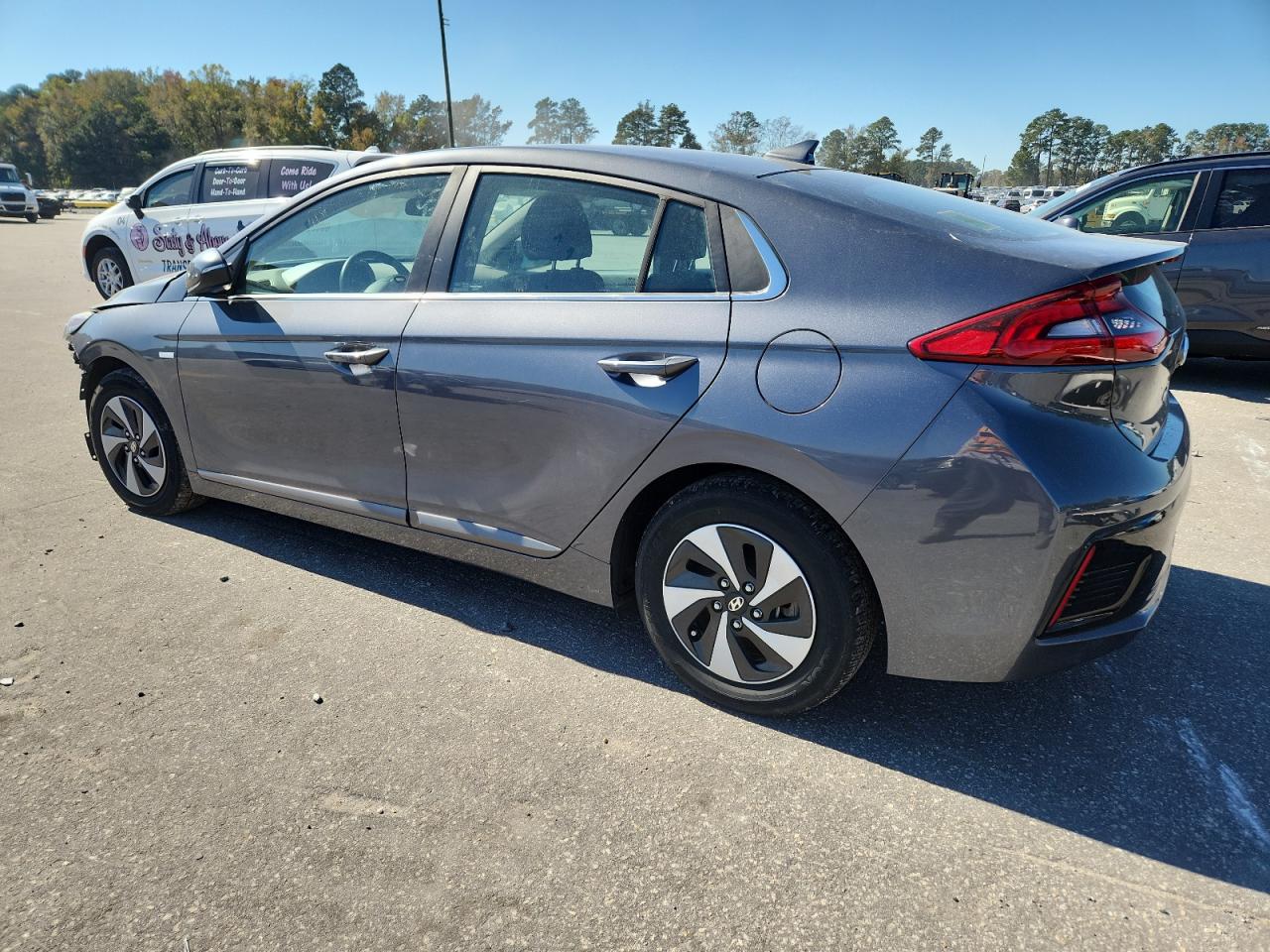 HYUNDAI IONIQ SEL