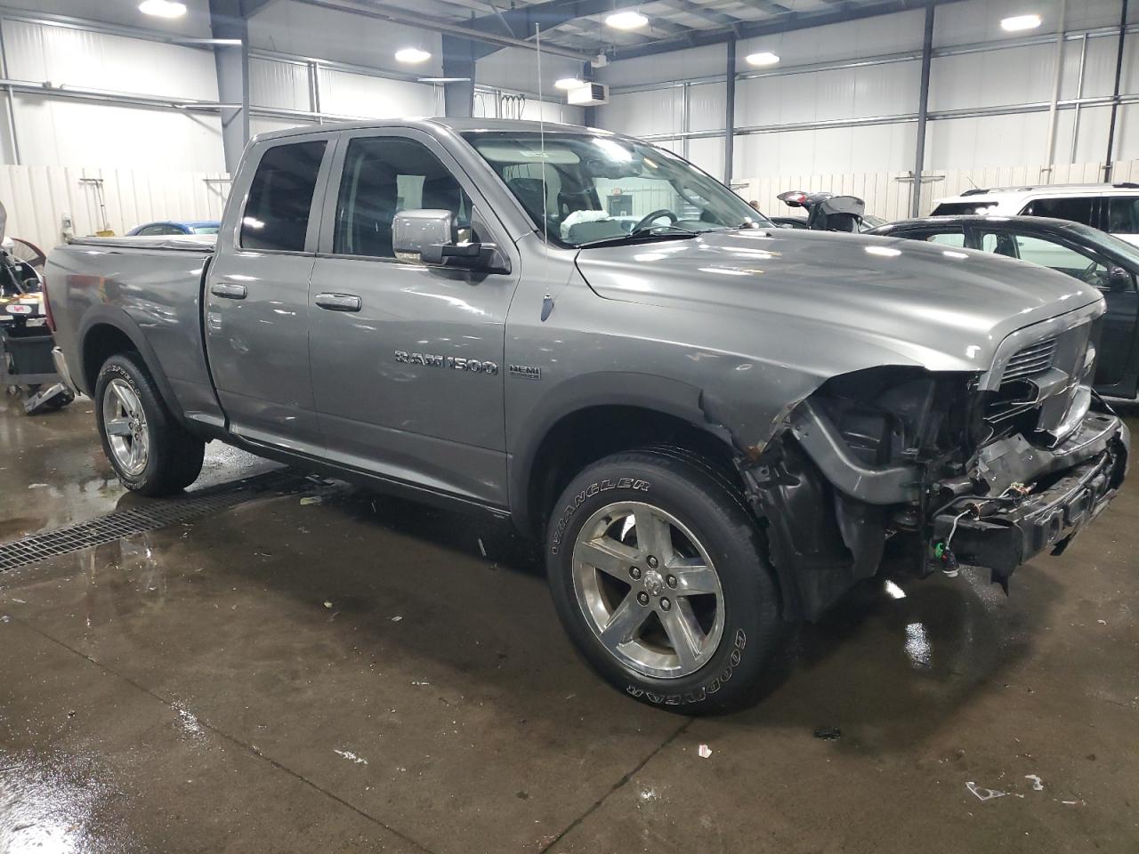 DODGE RAM 1500 SPORT