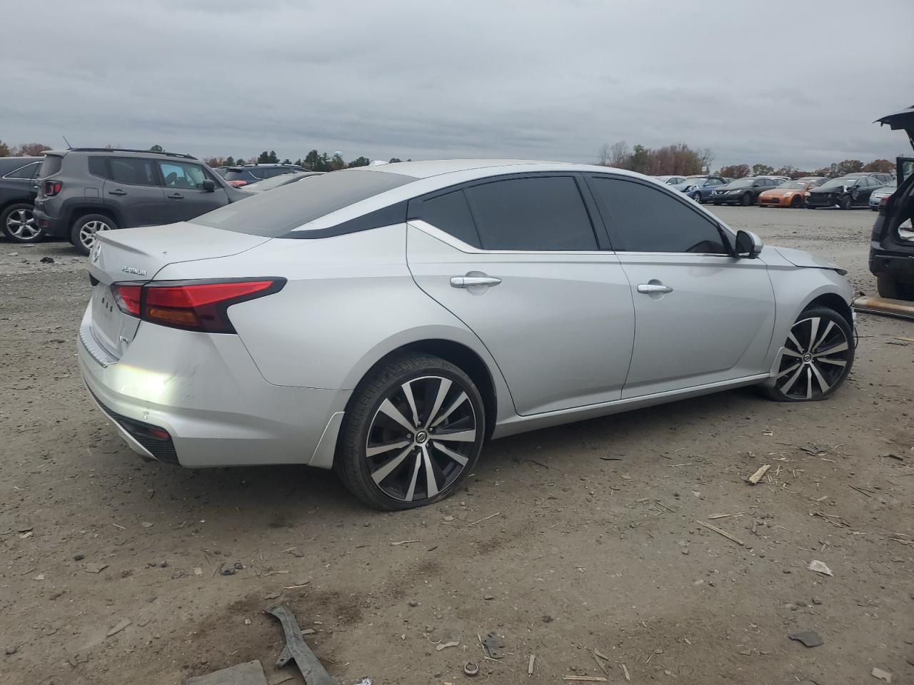 NISSAN ALTIMA PLATINUM