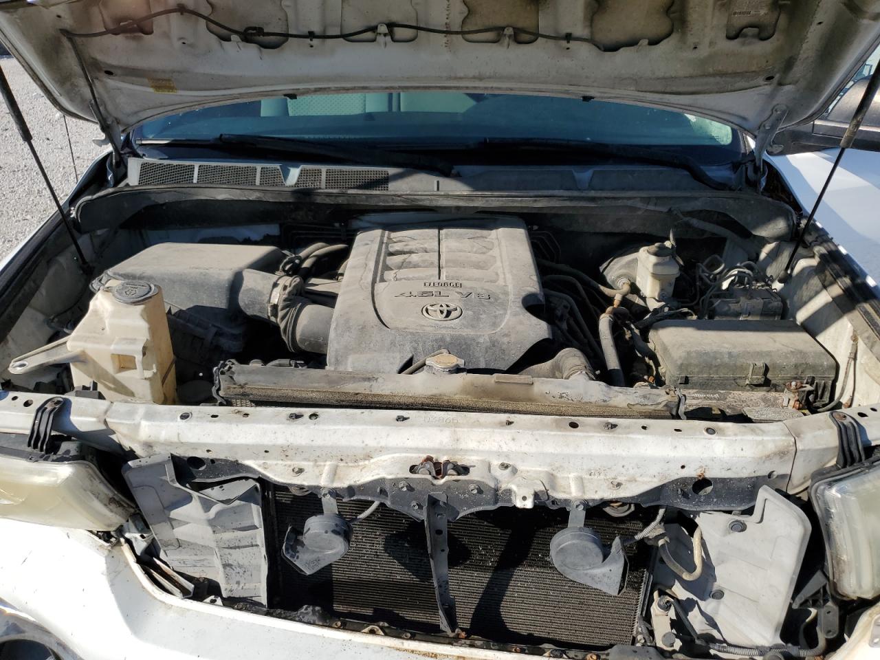 TOYOTA TUNDRA DOUBLE CAB SR5