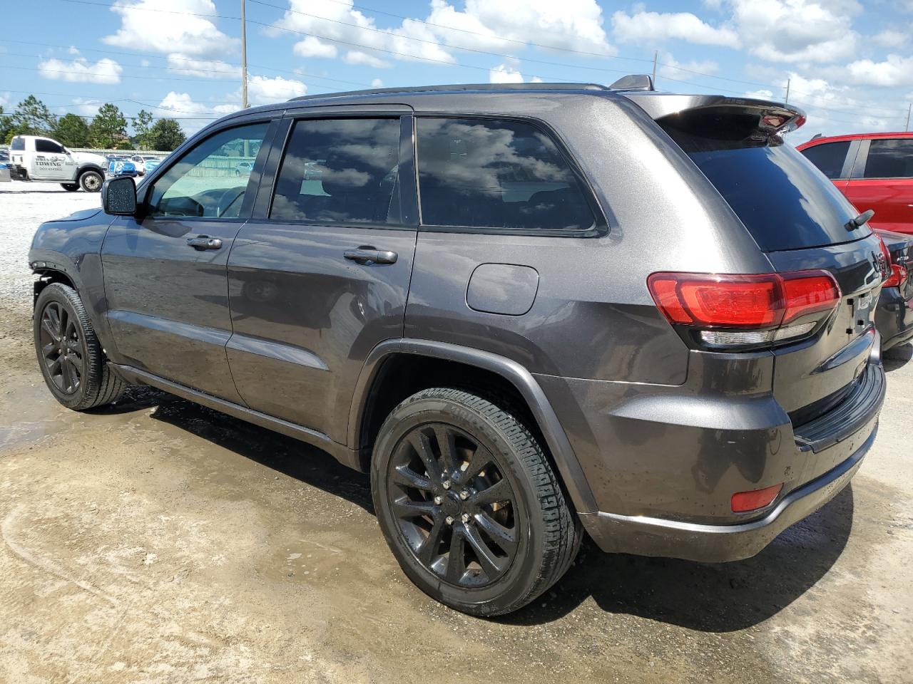 JEEP GRAND CHEROKEE LAREDO