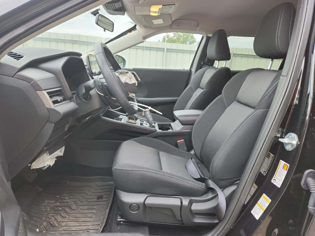 MITSUBISHI OUTLANDER ES