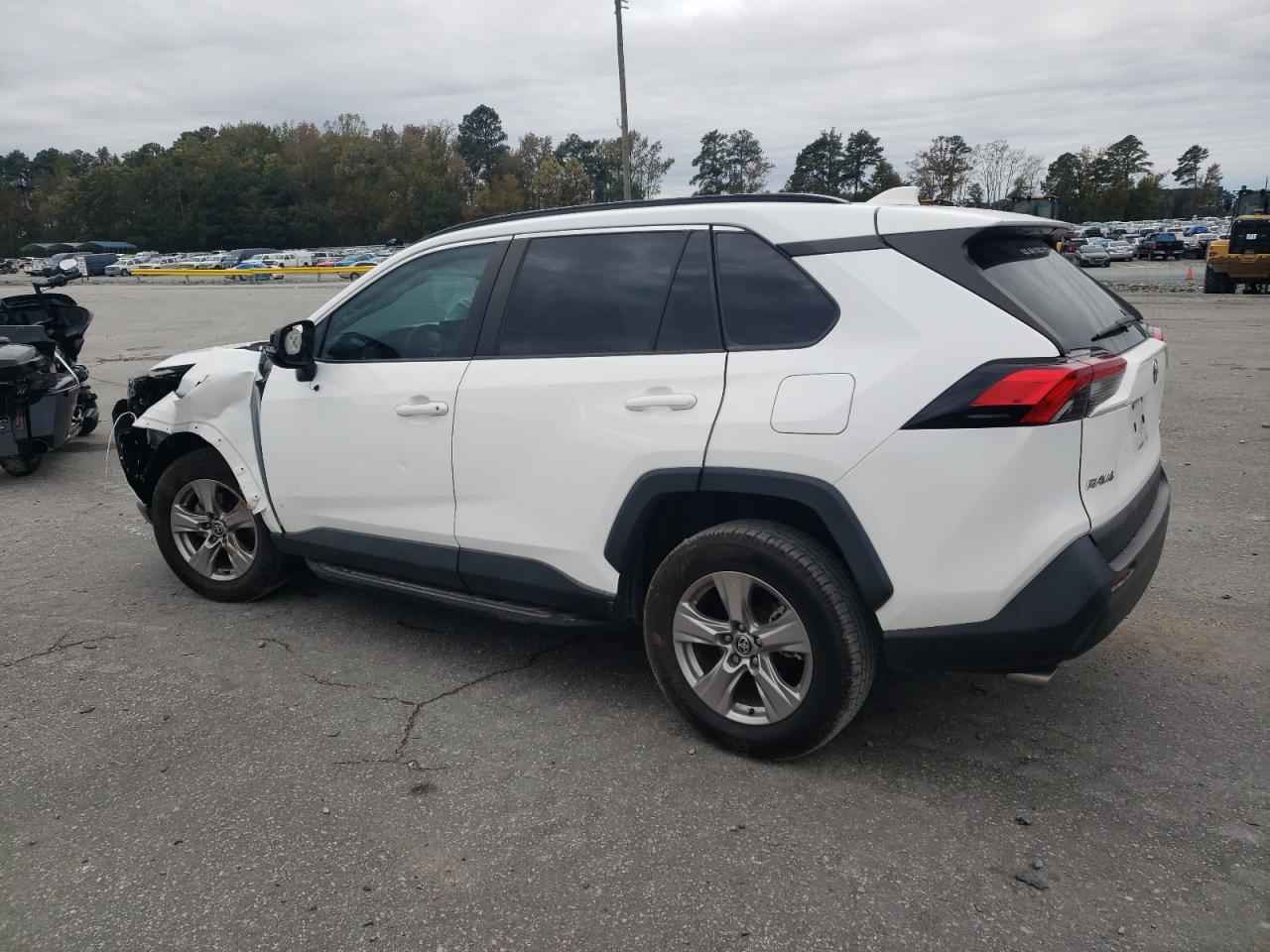 TOYOTA RAV4 XLE