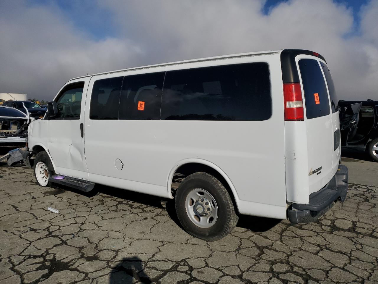 CHEVROLET EXPRESS LT