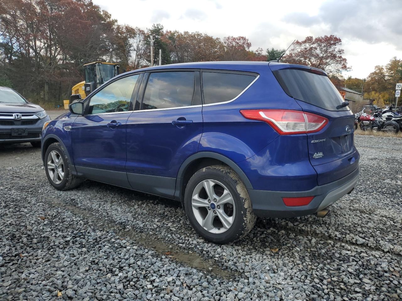 FORD ESCAPE SE
