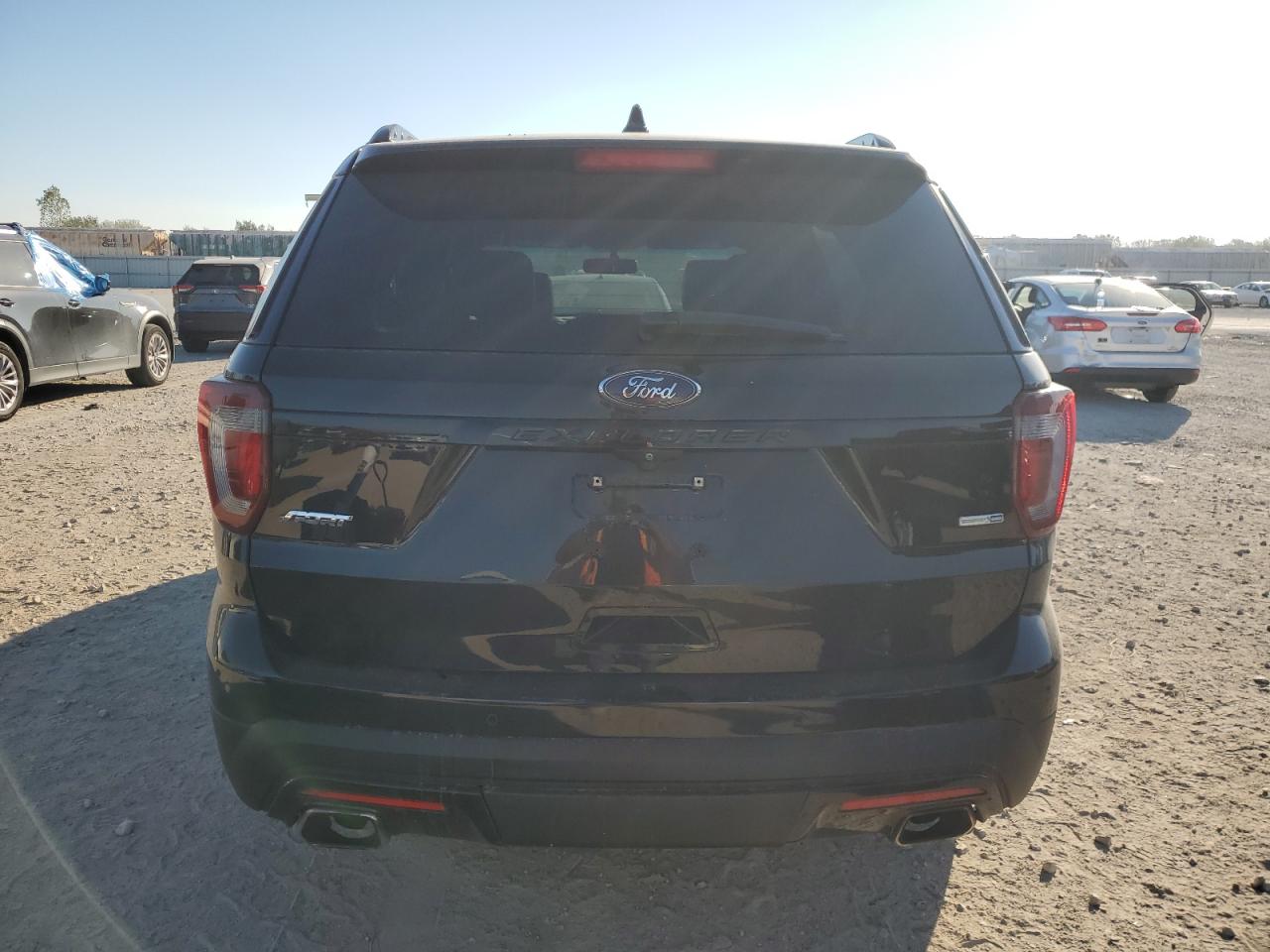 FORD EXPLORER SPORT