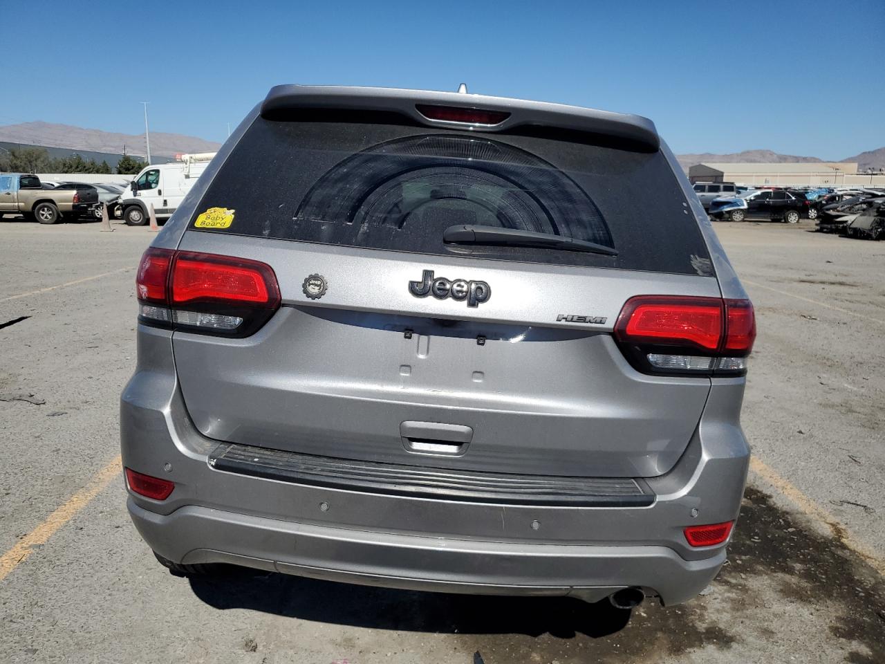 JEEP GRAND CHEROKEE LAREDO