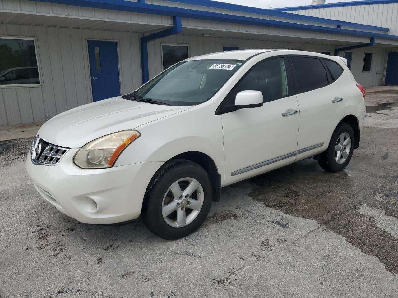 Vehicle photo