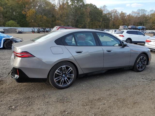 2025 BMW 540 XI #3296232413