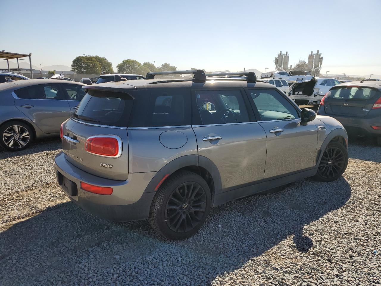 MINI COOPER CLUBMAN