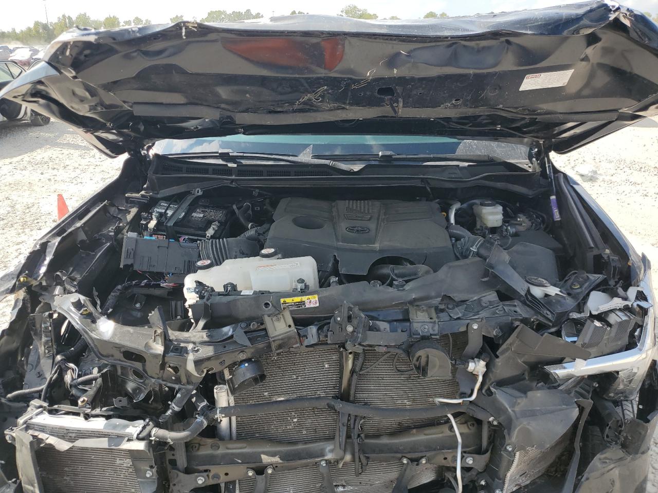 TOYOTA TUNDRA CREWMAX SR