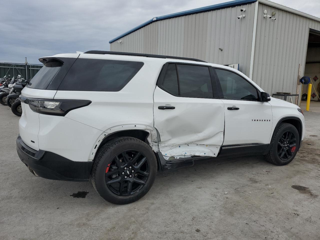 CHEVROLET TRAVERSE PREMIER