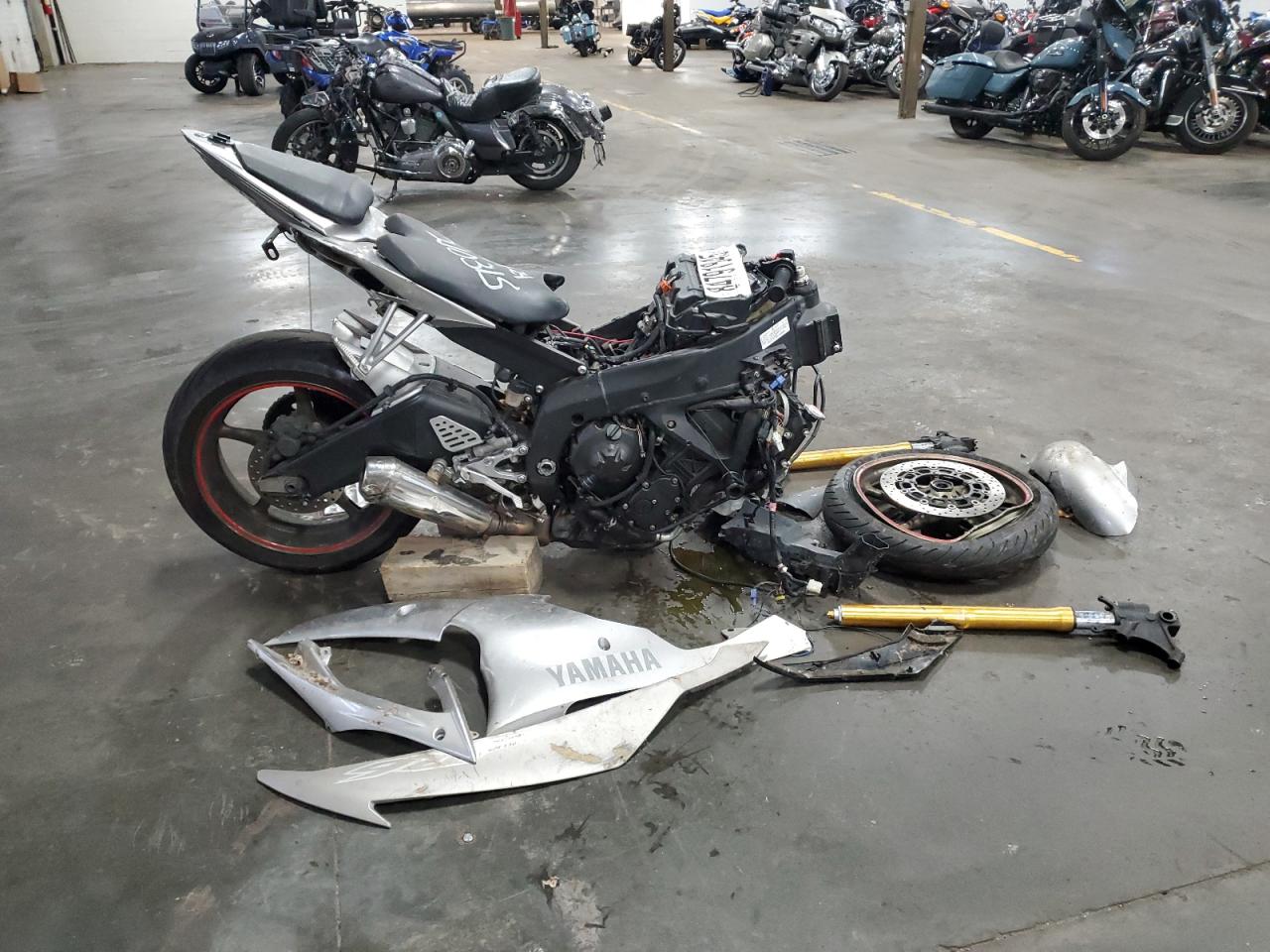 Lot #3318917930 2008 YAMAHA YZFR6