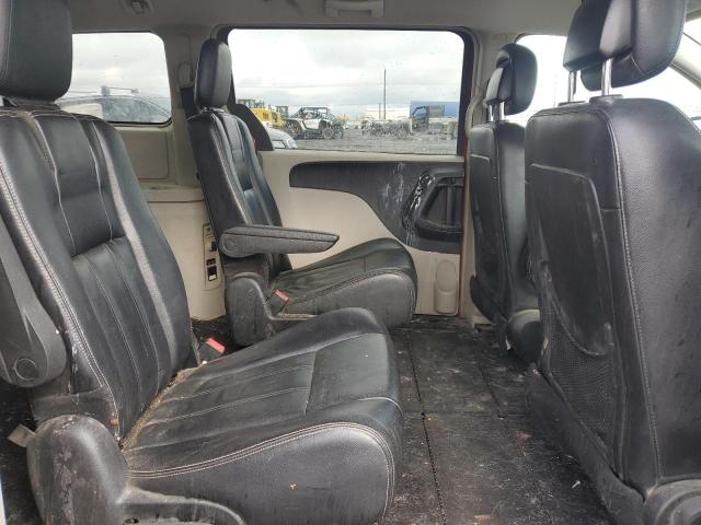 2013 CHRYSLER TOWN & COU - 2C4RC1BG3DR690899