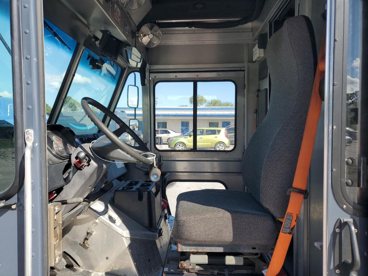 Lot #3310370965 2020 FREIGHTLINER MT45