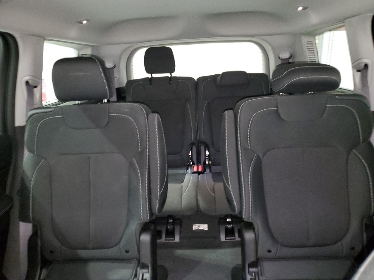 JEEP GRAND CHEROKEE L LAREDO